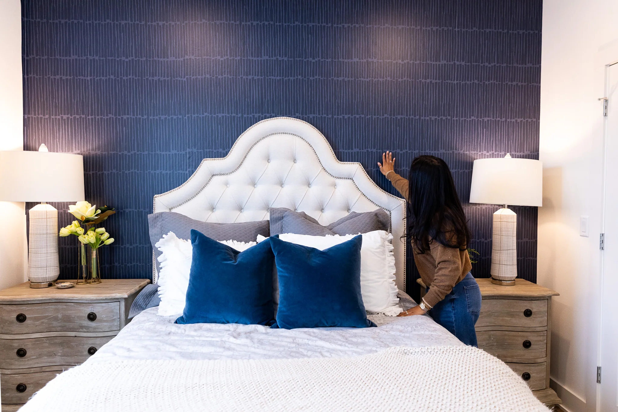 Curated Walls, Effortlessly Installed